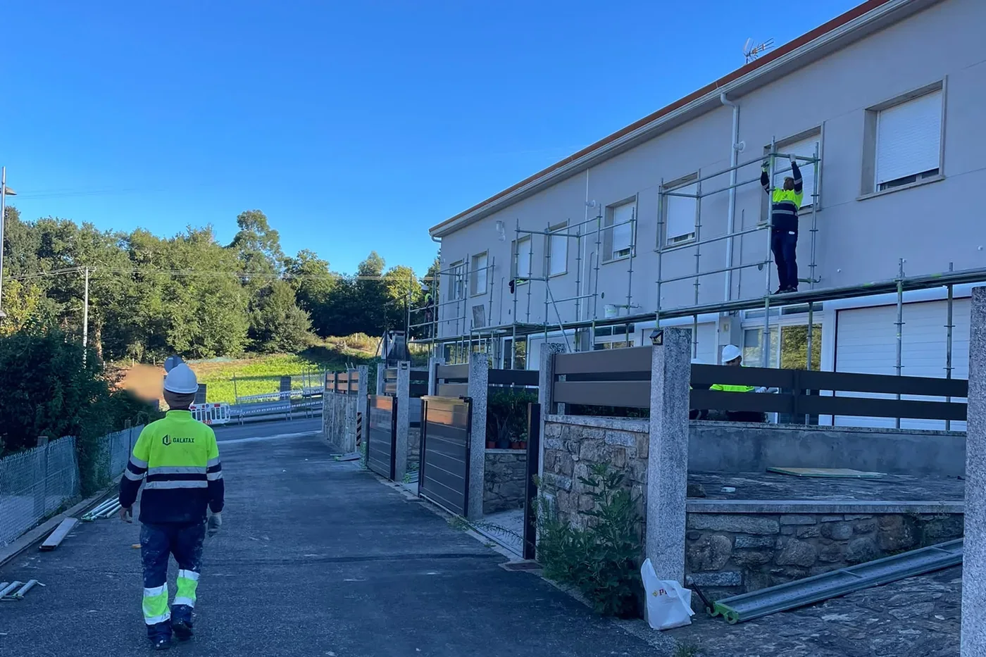 Equipo de Construcciones Galatax trabajando en obra